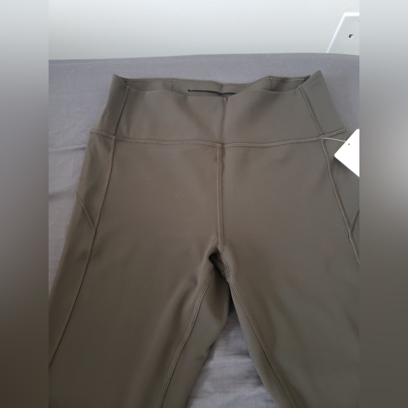 Lululemon Size 10 In Movement Everlux Dark Olive 25" NWT - Picture 11 of 16